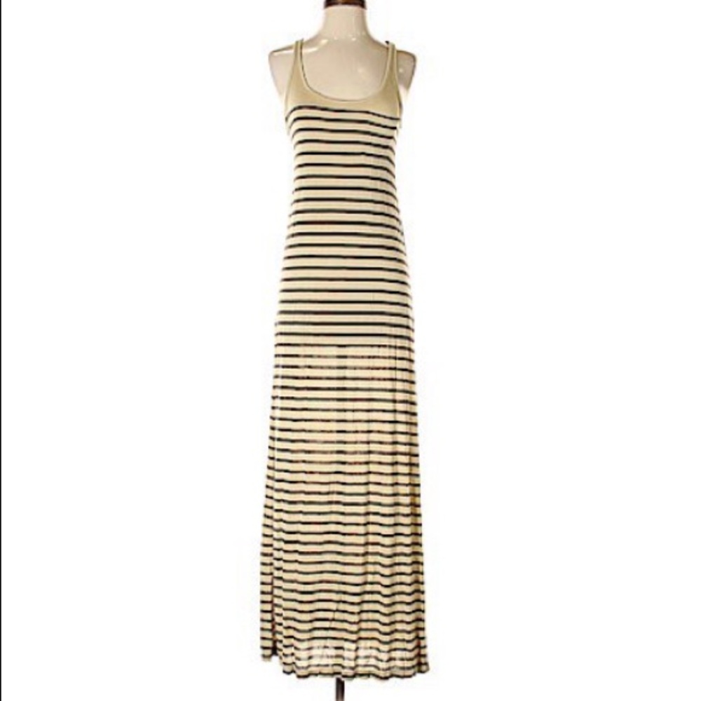 Designer Maxi - Picture 3 of 4